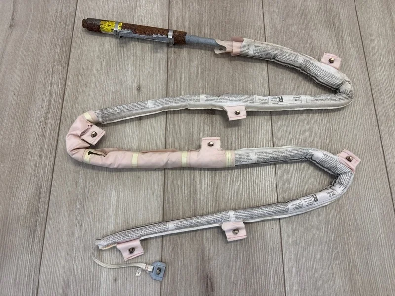 Подушка безопасности для головы Porsche Cayenne 2011 958 (92A)