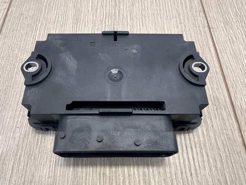 Блок управления стояночного тормоза Porsche Cayenne 2011 958 (92A)