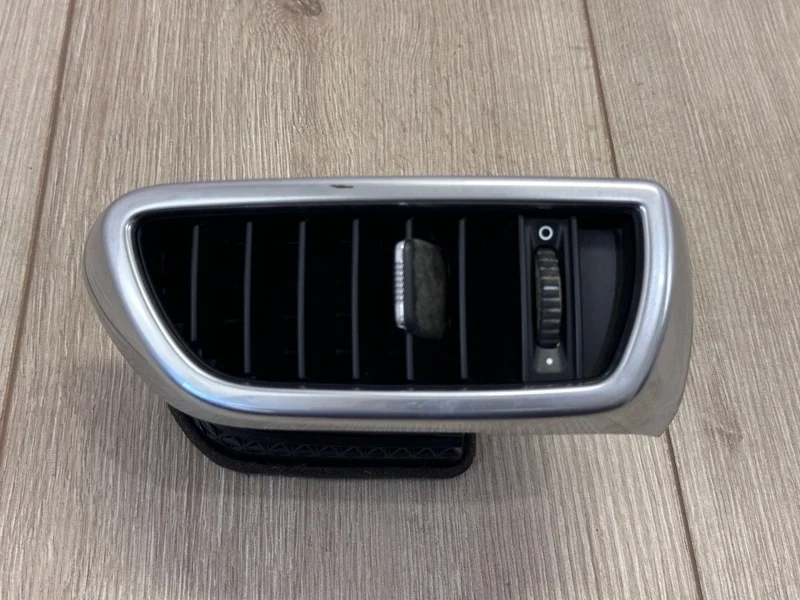 Дефлектор воздушный Porsche Cayenne 2011 958 (92A)