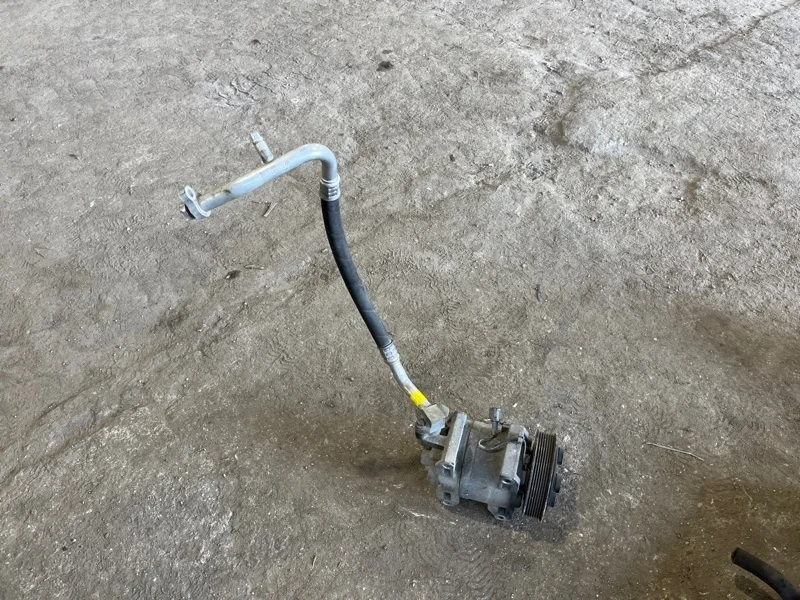 Компрессор кондиционера Nissan Pathfinder 2008 R51M