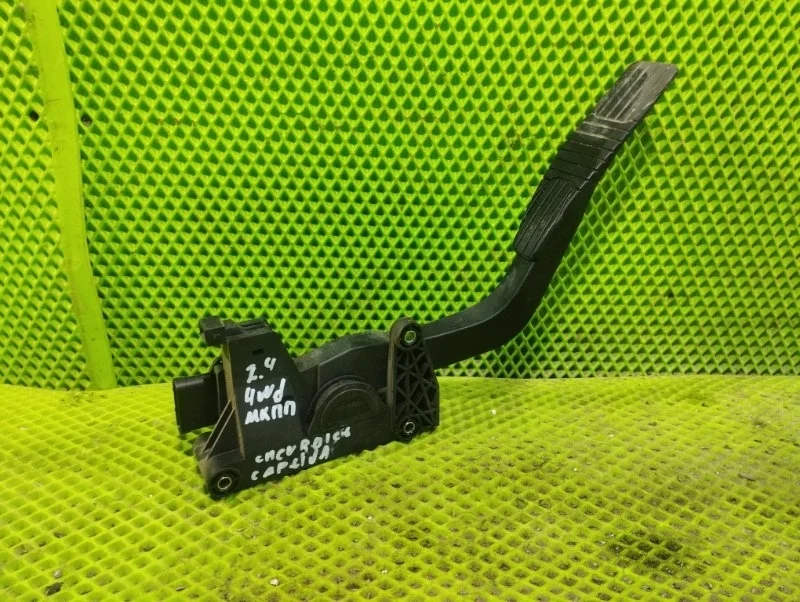Педаль газа Chevrolet Captiva C100 2013 20905699 УНИВЕРСАЛ Z24SED