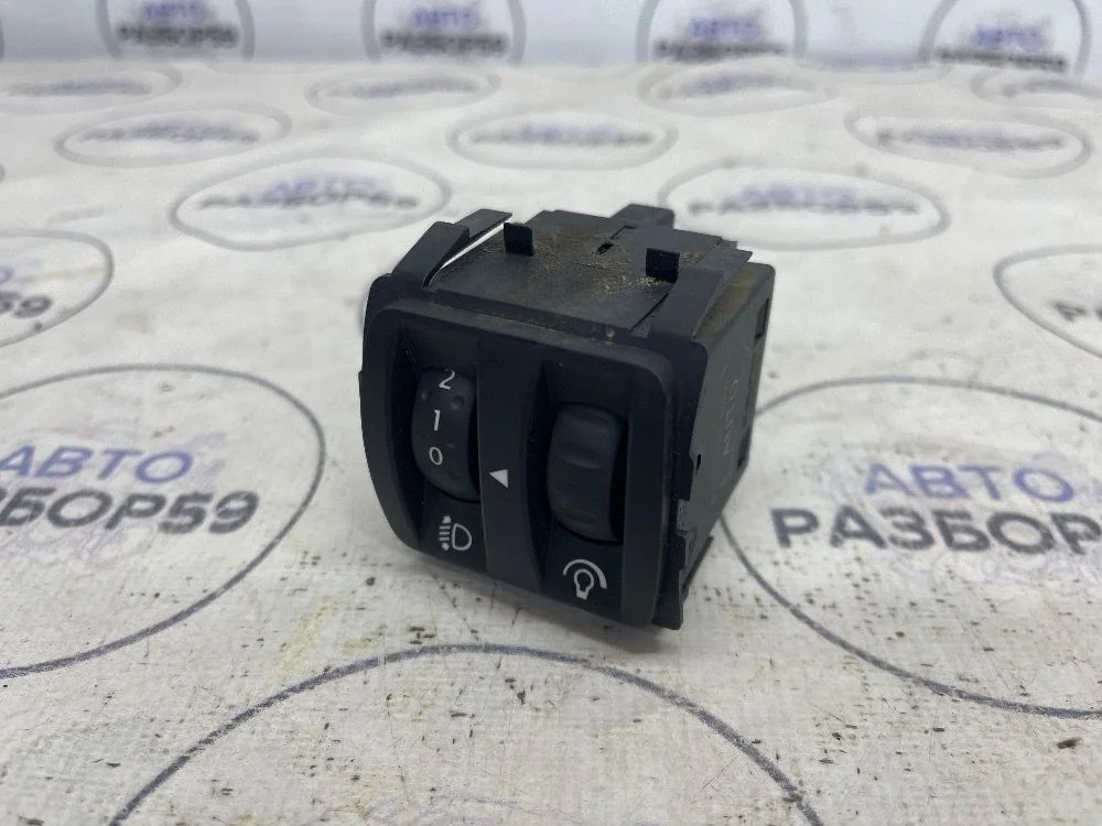 Блок управления светом Renault Megane II рестайлинг (2006—2009)