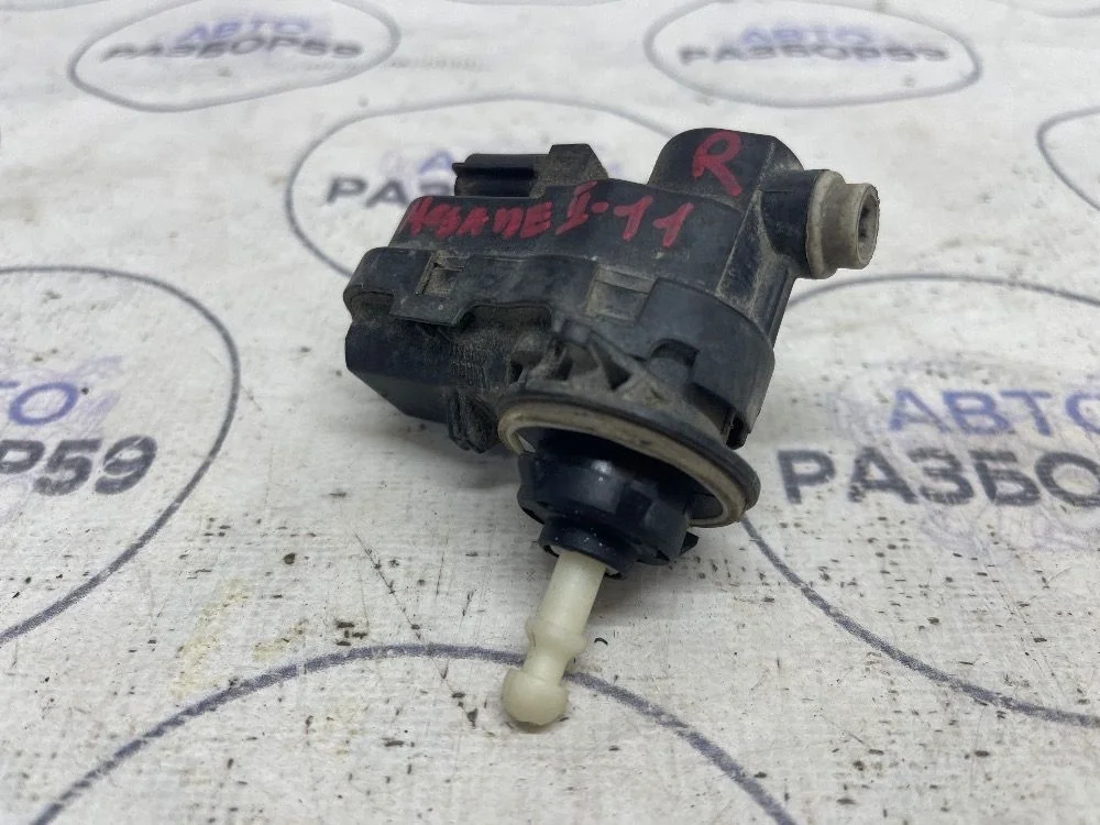 Корректор фары Renault Megane II рестайлинг (2006—2009)