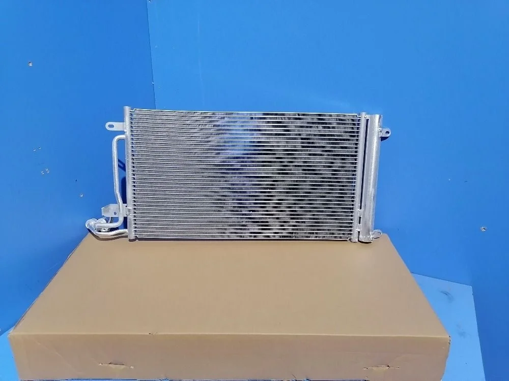 Радиатор кондиционера Volkswagen Polo V (2009—2015) 6C0816411B