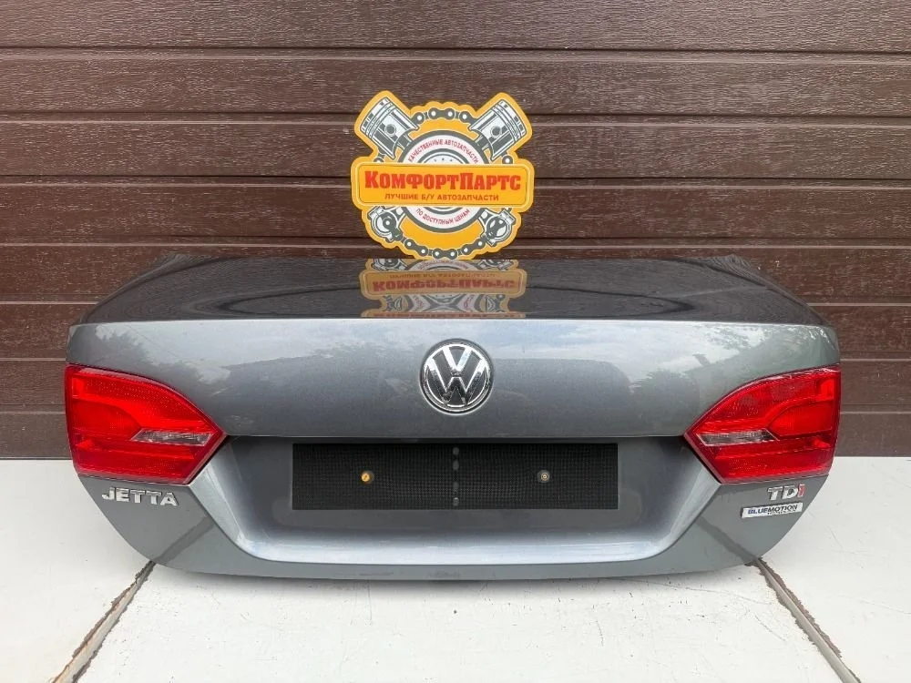 Крышка (дверь) багажника Volkswagen Jetta VI (2010—2015)