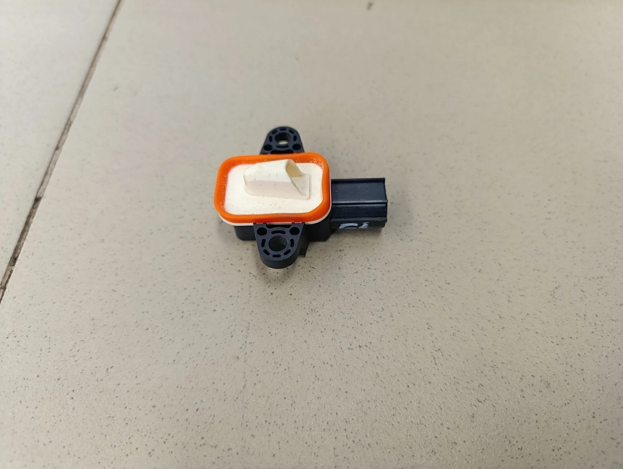 Датчик AIR BAG Kuga 2012>