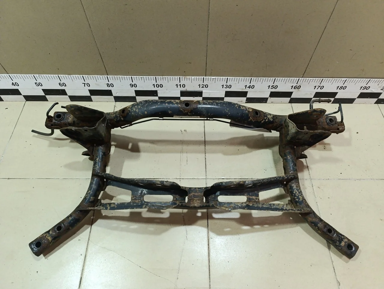 Балка задняя Touran 2003-2010