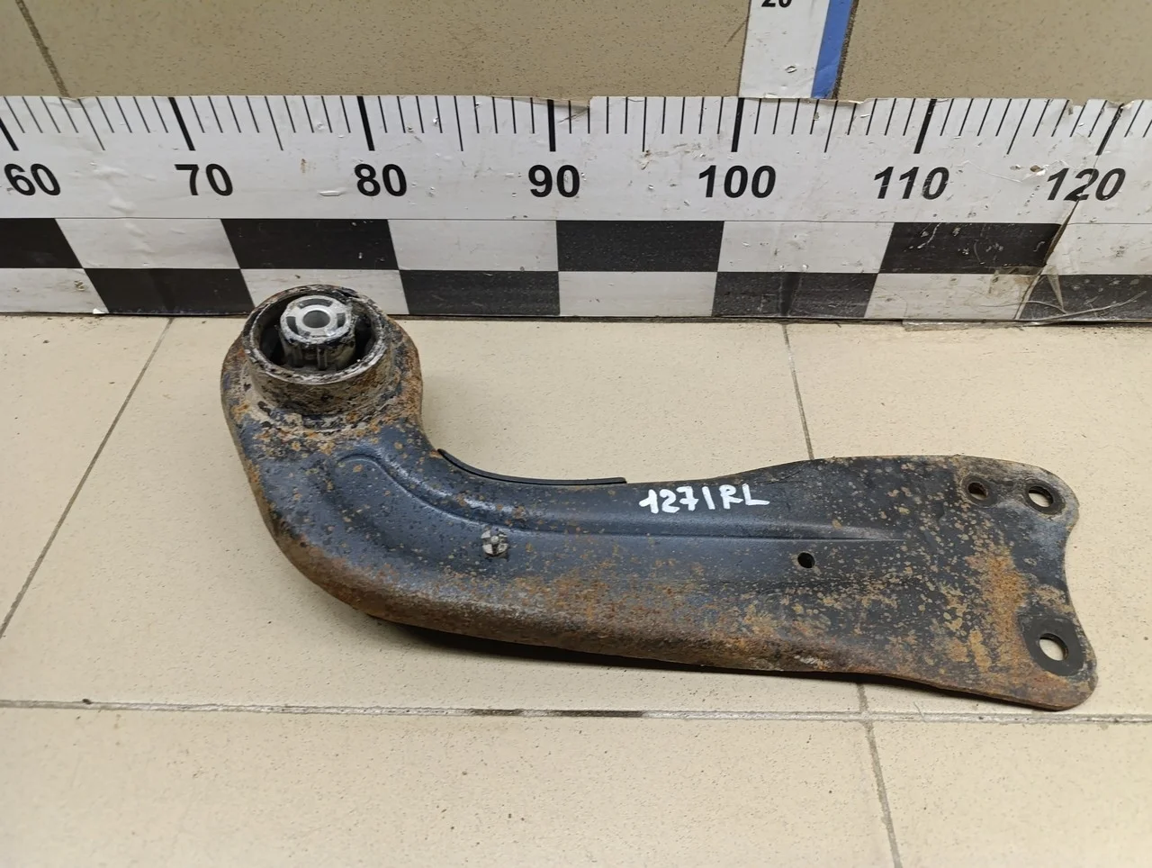 Рычаг задний продольный левый Tiguan 2007-2011