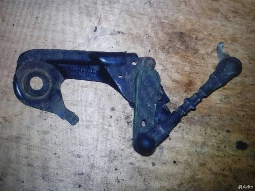 Датчик положения кузова Audi A8 D4 (2010—2014) CGWA 3.0