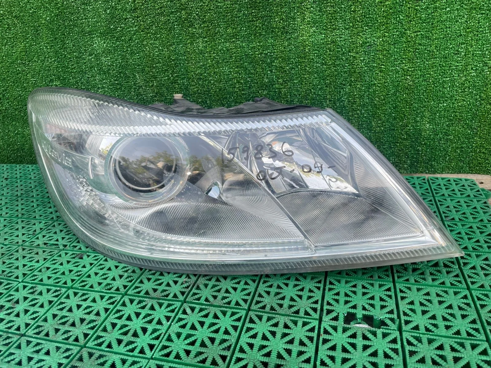 Фара SKODA OCTAVIA 1Z 2009- правая б/у OCTAVIA 1Z(2004-2012)