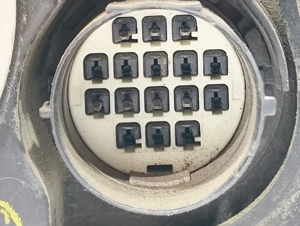 Фара правая биксенон LR Discovery 3 L319 Discovery III (2004—2009)