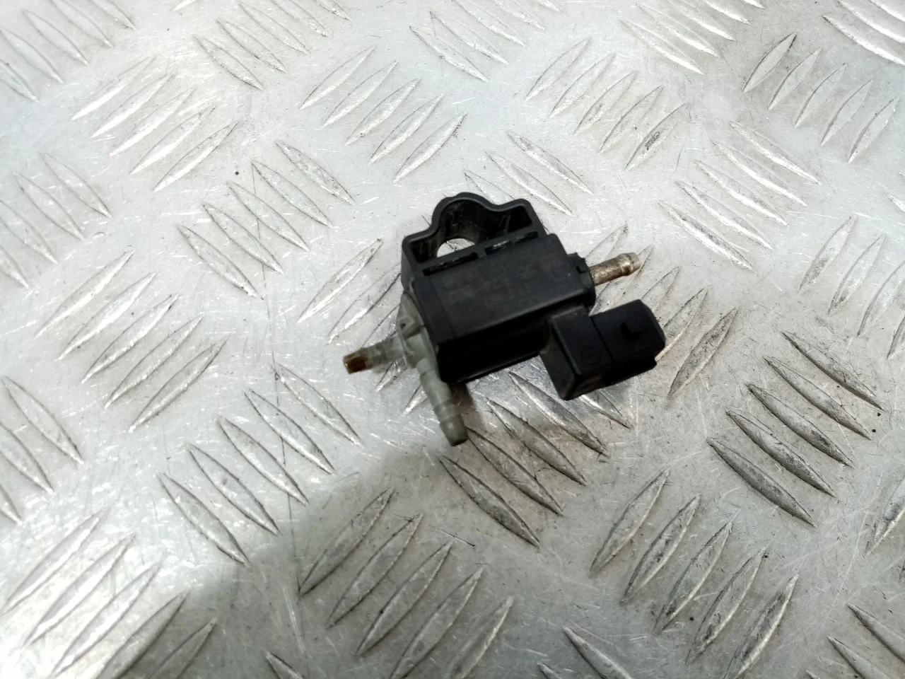 [Б/У] Клапан регулировки наддува [Код: 00627451 ]