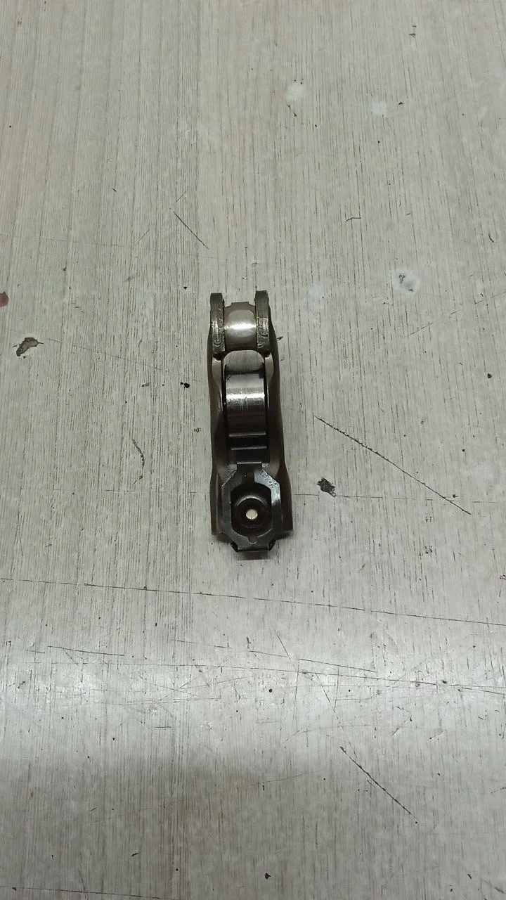 [Б/У] Рокер клапана VAG [Код: 00376701 ]