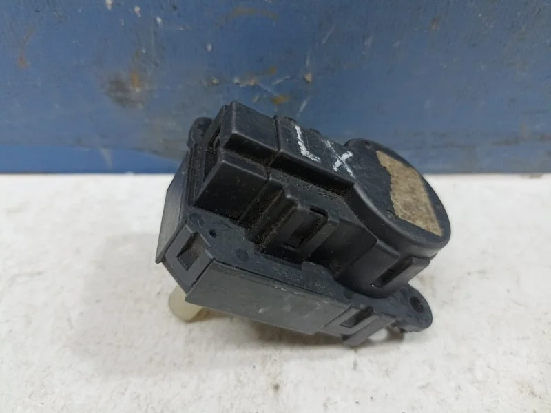 Моторчик заслонки печки Mitsubishi Lancer X 7820A080