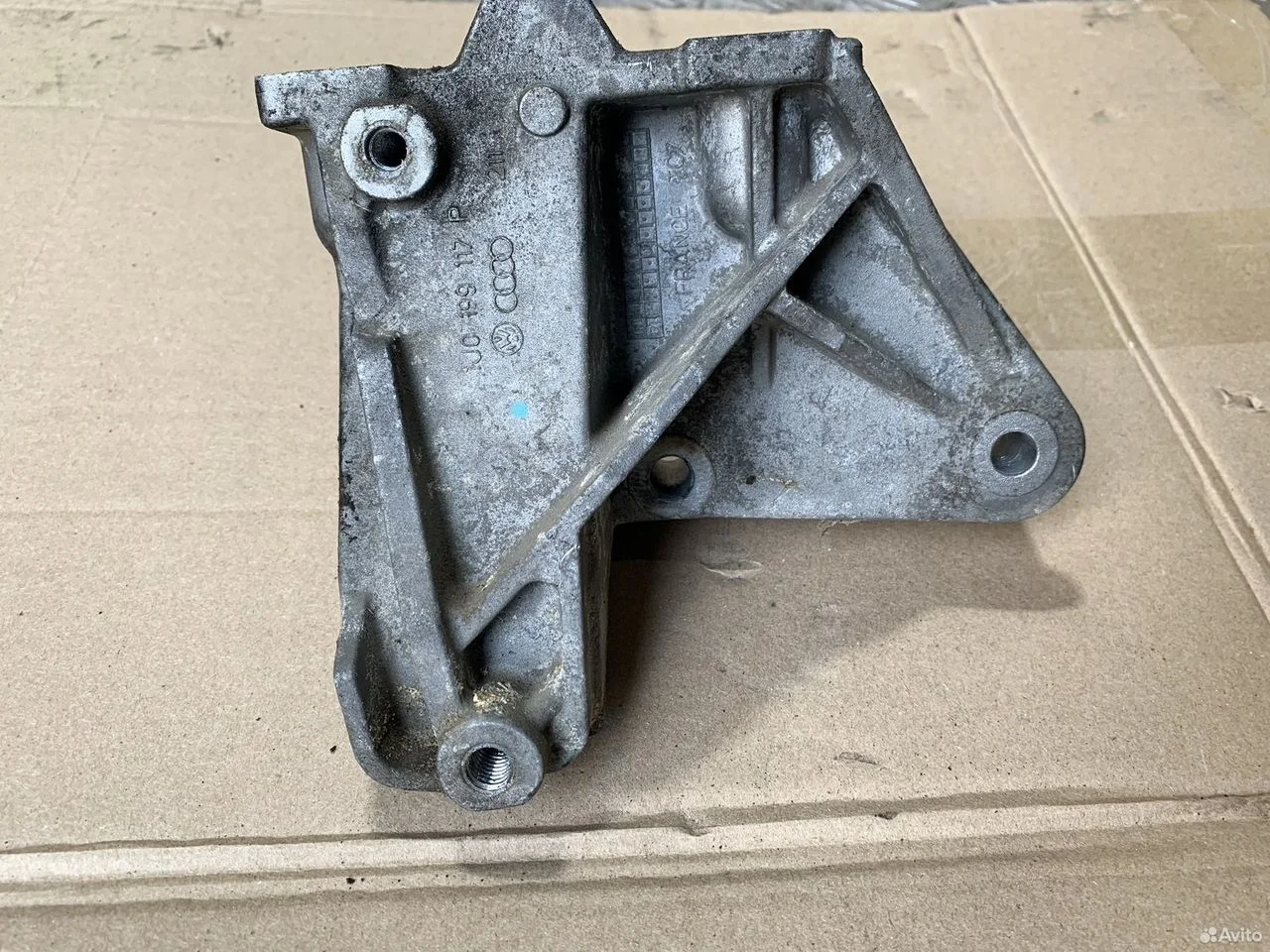 Кронштейн мкпп 1j0199117p vw golf 4 octavia audi