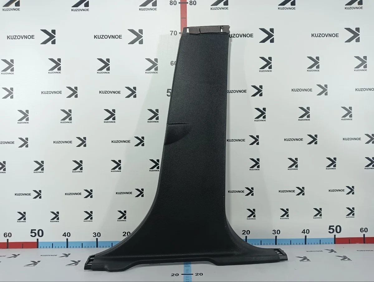 Обшивка стойки центральная Ford Focus 2012 CB8