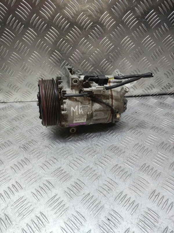 Компрессор кондиционера Nissan Qashqai X-Trail 2006-2013 92600CY71A J10 T31 MR20DE