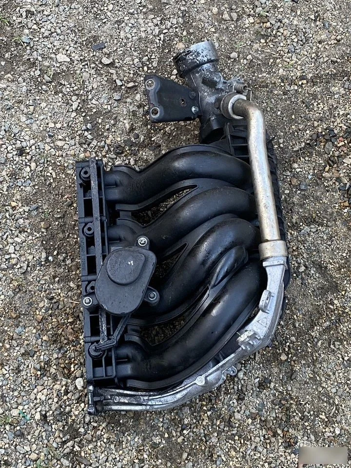 Впускной коллектор OM611