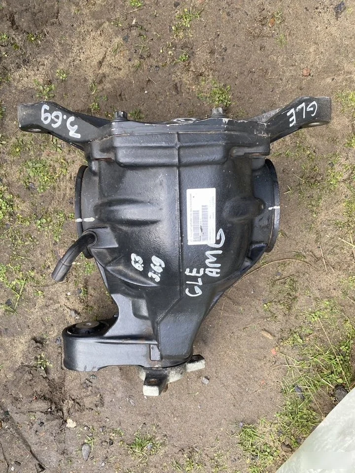 Задний редуктор Mercedes GLE W166 AMG M157 3.69