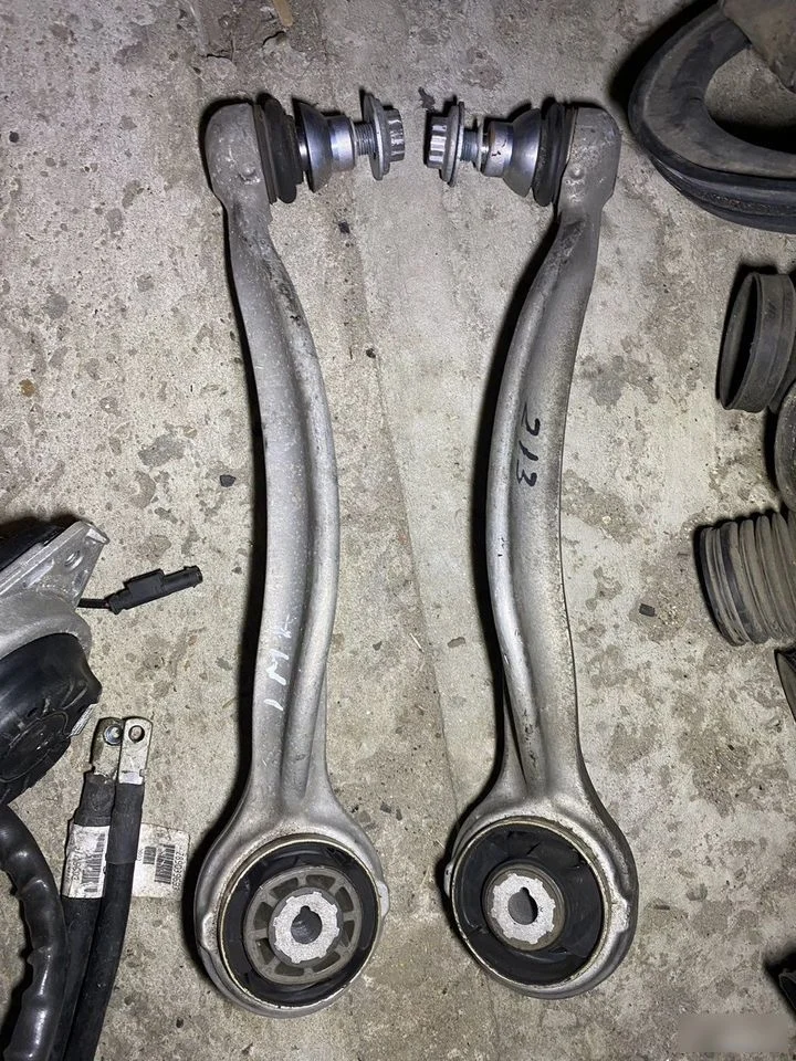 Нижние тяги рычаги Mercedes W213/W205