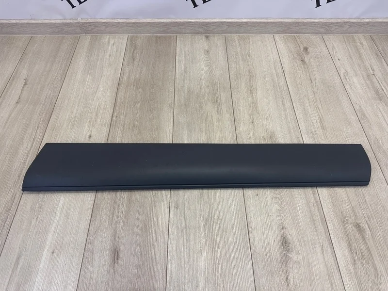 Молдинг двери Audi Q7 2007-2015 4L