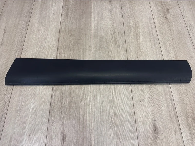 Молдинг двери Audi Q7 2007-2015 4L