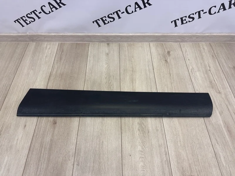 Молдинг двери Audi Q7 2007-2015 4L