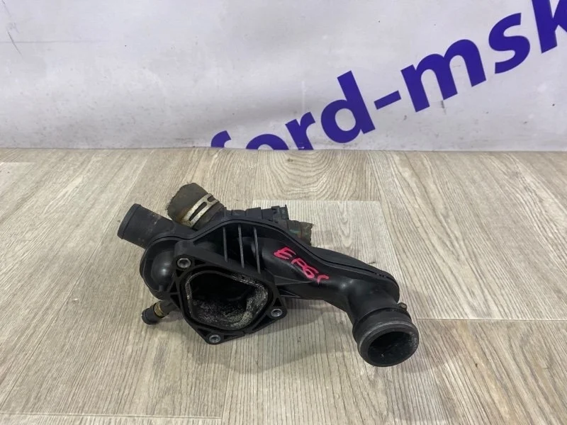 Корпус термостата Peugeot 308 2011