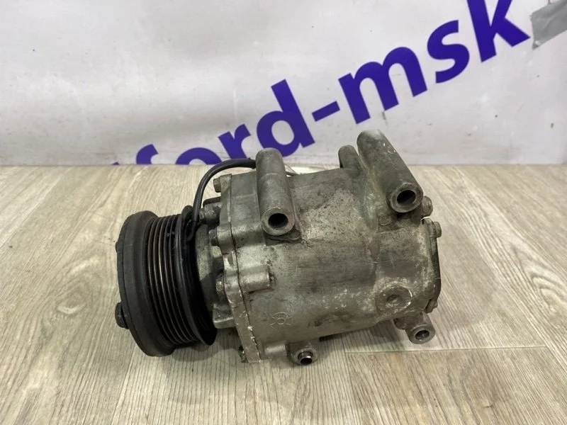 Компрессор кондиционера FORD FOCUS 1 2004