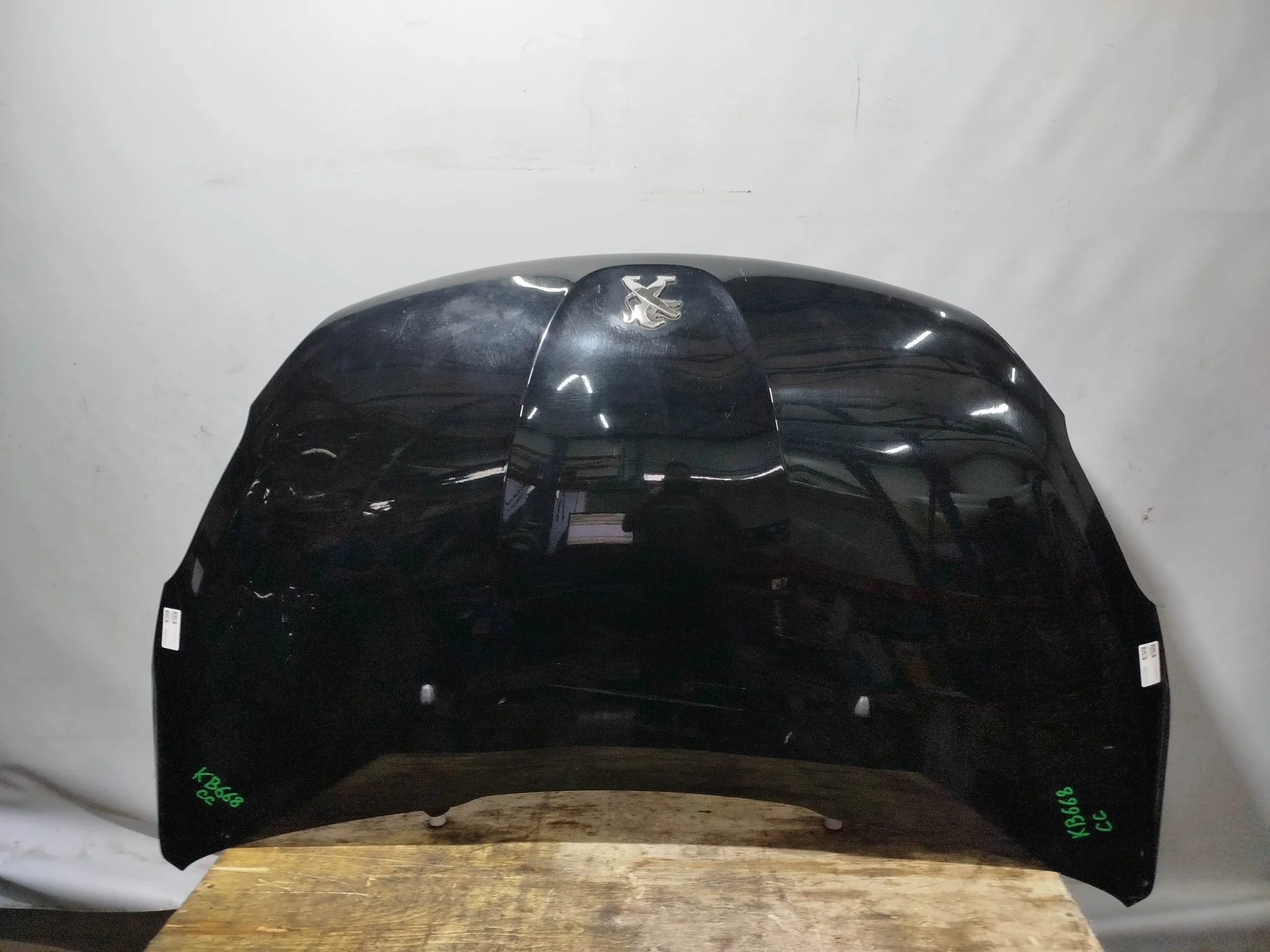 КАПОТ PEUGEOT 9803656980 черный KB668