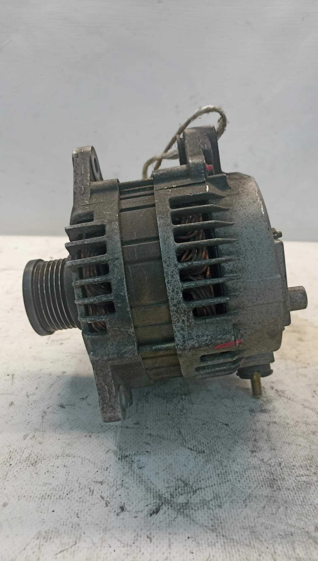 ГЕНЕРАТОР NISSAN 23100AU400 D4018