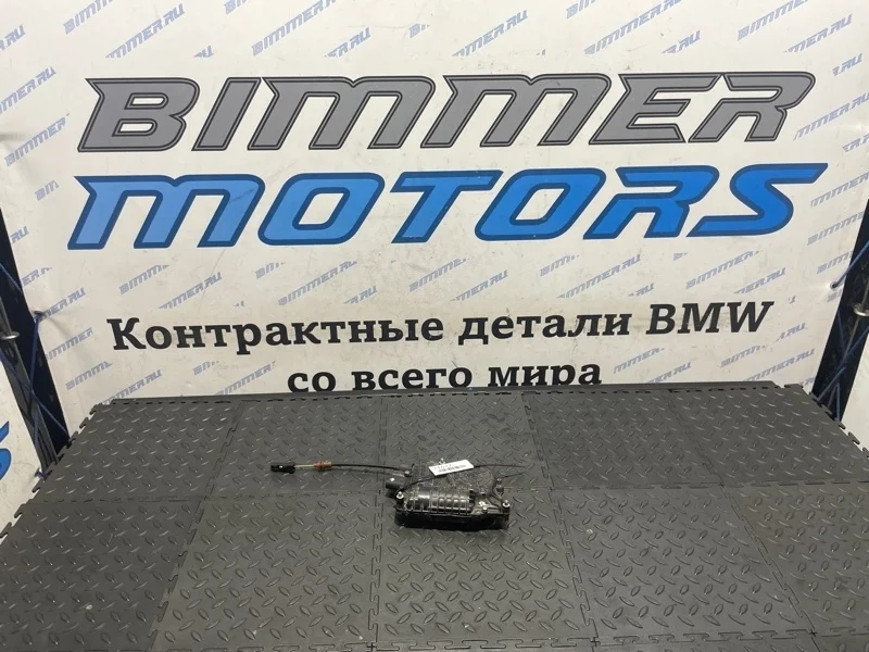 Доводчик двери Bmw 7 51217185692 F03 N63B44, правый