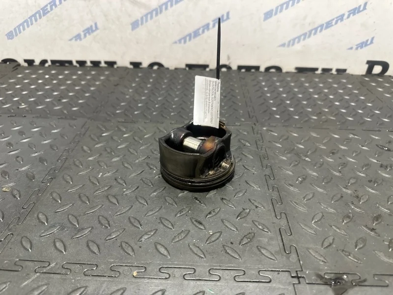 Поршень BMW E60