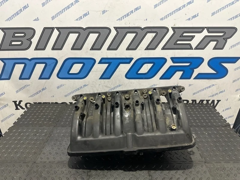 Впускной коллектор Bmw 11617525753 E53 M54B30