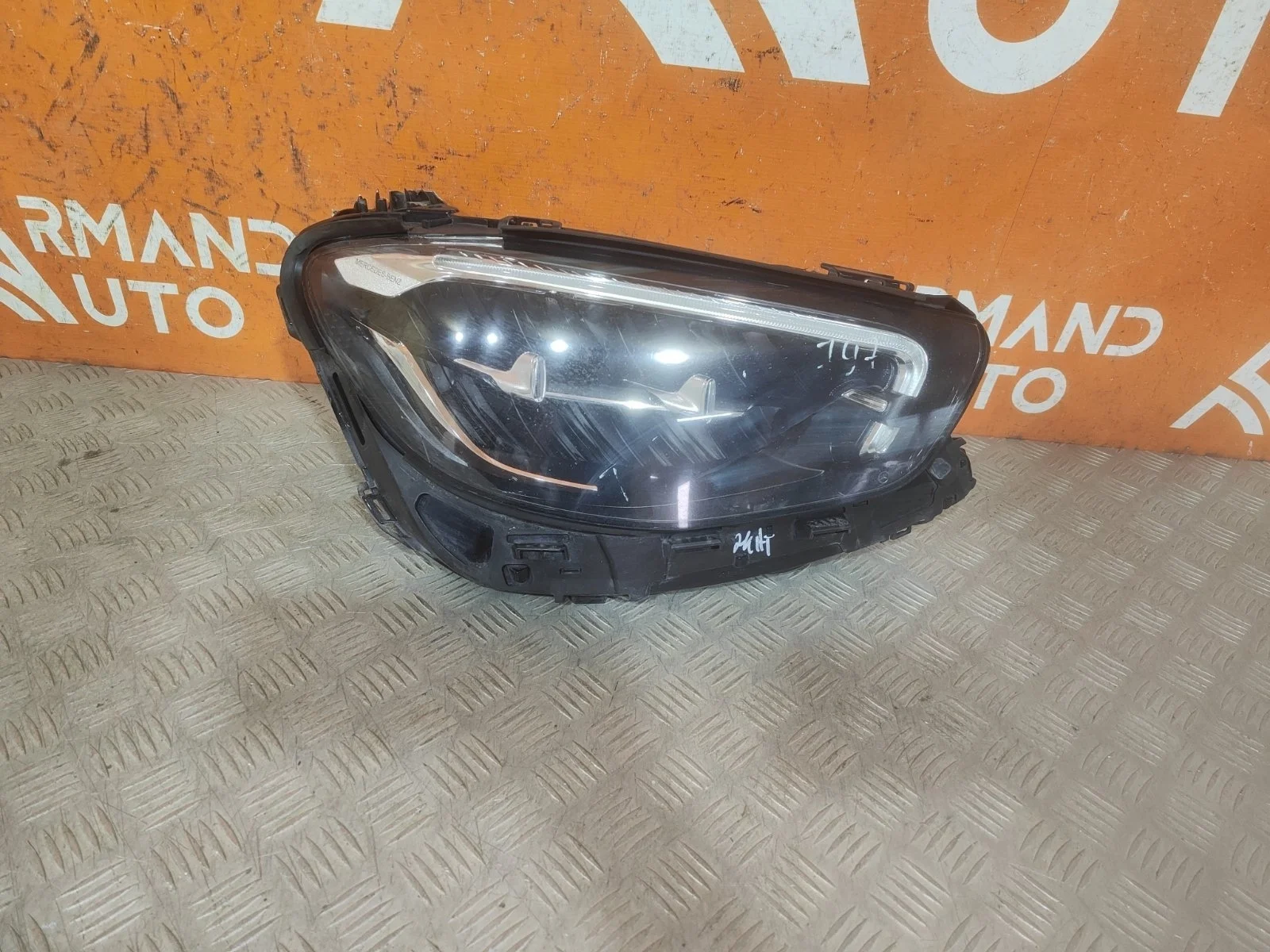 Фара Mercedes -Class 2020-нв W213, S213, C238