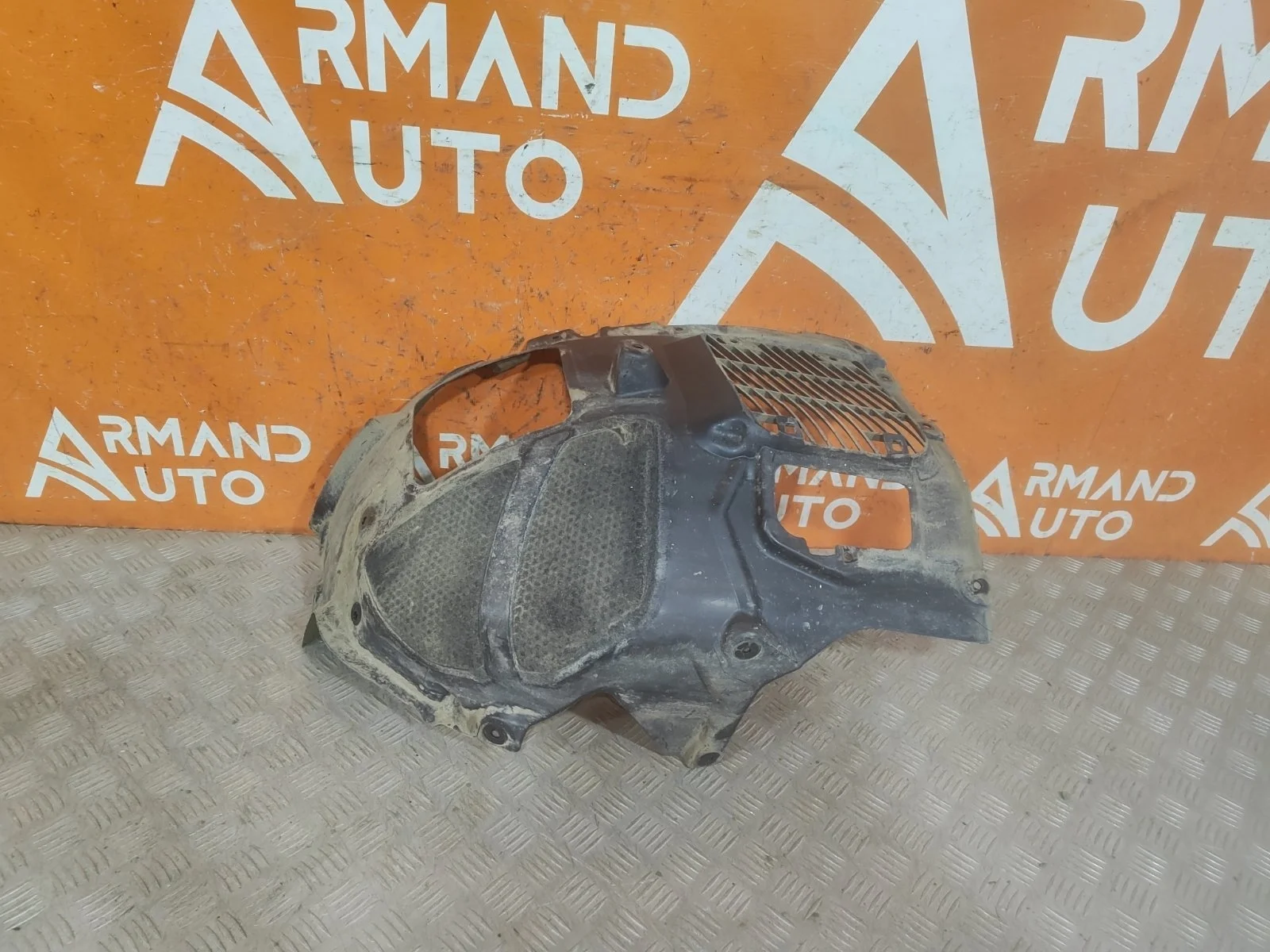 Подкрылок BMW 5 series 2016-нв G30 G31