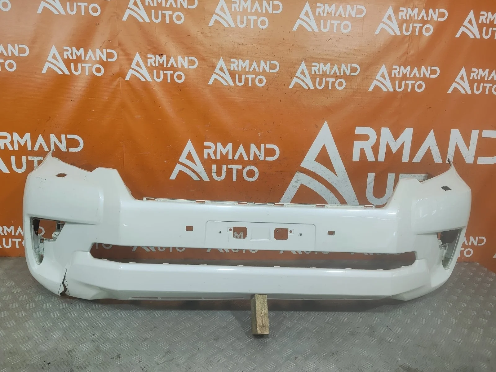 Бампер Toyota Land Cruiser Prado 2017-нв 150