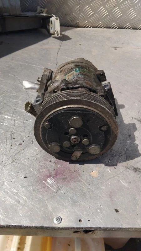 Компрессор кондиционера OPEL CORSA 2002