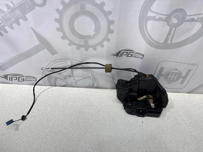 Замок задней левой двери Mercedes-benz 2003 W203