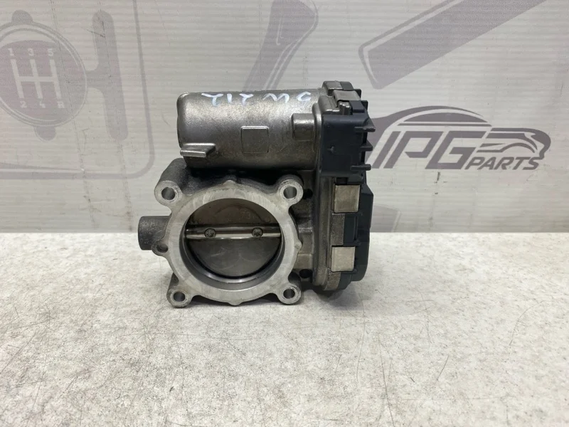 Дроссельная заслонка Mercedes-benz 2013 W212