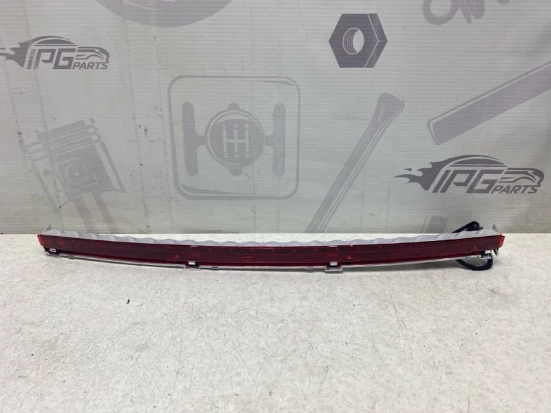 Дополнительный стоп сигнал Mercedes-benz 2013 W212