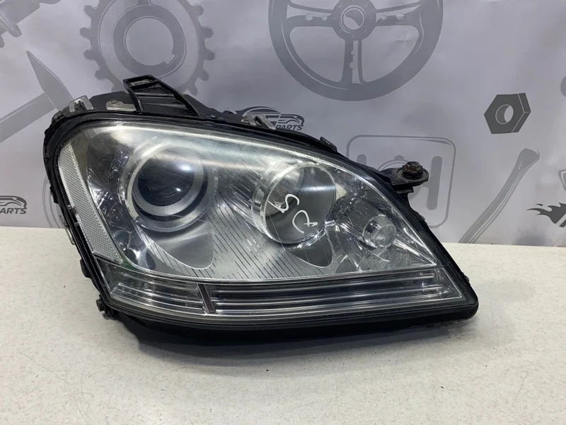 Фара правая Mercedes-benz ML 2007 W164