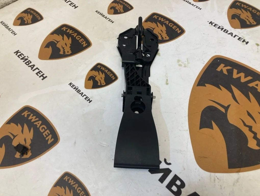 Замок капота Audi a7 2015 4G