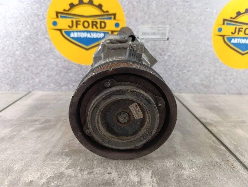 Компрессор кондиционера Mitsubishi Pajero 4 2008 V97W