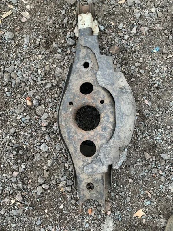 Рычаг задний нижний левый Toyota Rav 4 (Xa30) (2005-2014) 2009 4874042010 2.2 D 2ADFHV