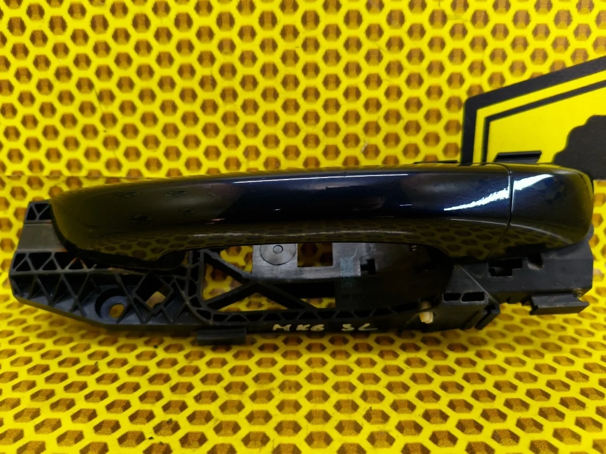 Ручка двери наружная Volkswagen Golf 2012 1K8837205F MK6 CAXA, задняя левая