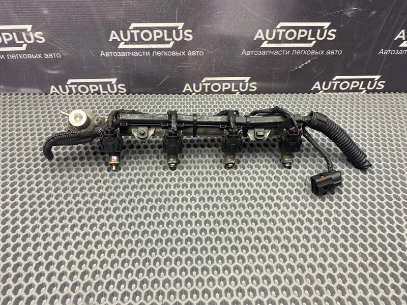 Топливная рампа Volkswagen Golf 1997-2006 036133319AK AKQ