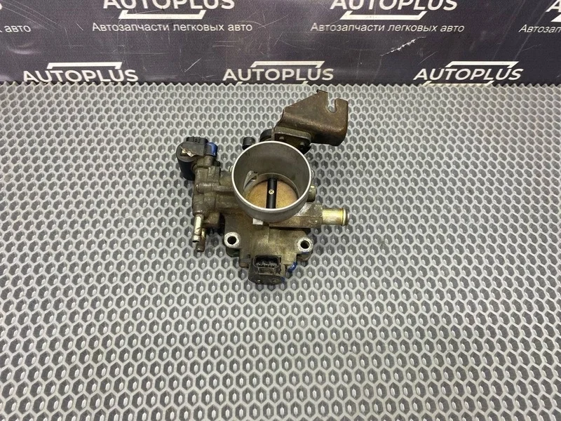 Дроссельная заслонка Toyota Corolla E120 222100D090 СЕДАН 1.4 4ZZ-FE