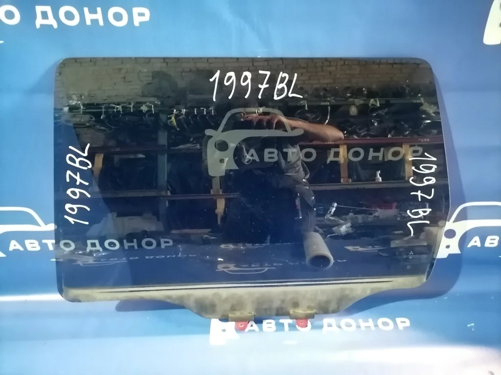 стекло MITSUBISHI AIRTREK CU2W 4G63T