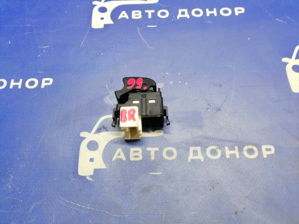 кнопка стеклоподъемника TOYOTA COROLLA SPACIO AE115N -
